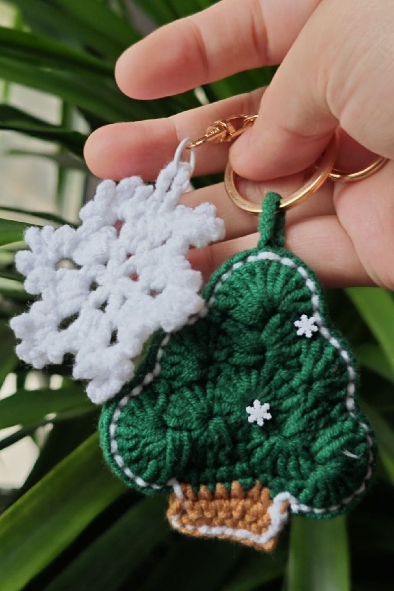 [Finished Product] Christmas Little Ghost Themed Handmade Crochet Hanging Decor & Charm Set