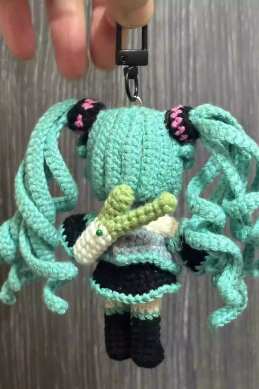 Handmade Crochet [Custom] Hatsune Miku Keychain - Personalized Anime Doll Charm for Fans