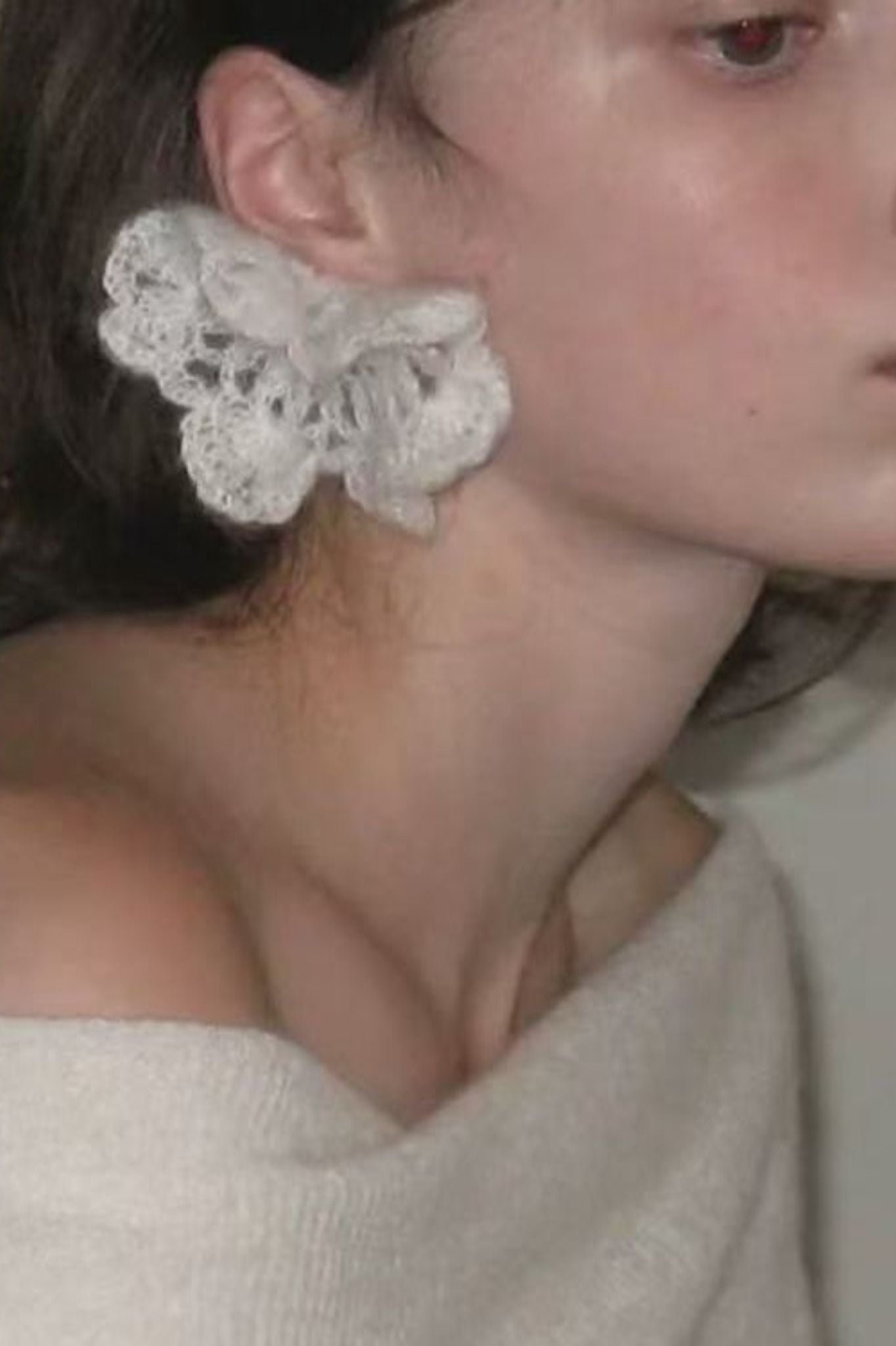 Handmade Finished Delicate White Flower Crochet Earrings -Elegant Accessories to Enhance Your Charm