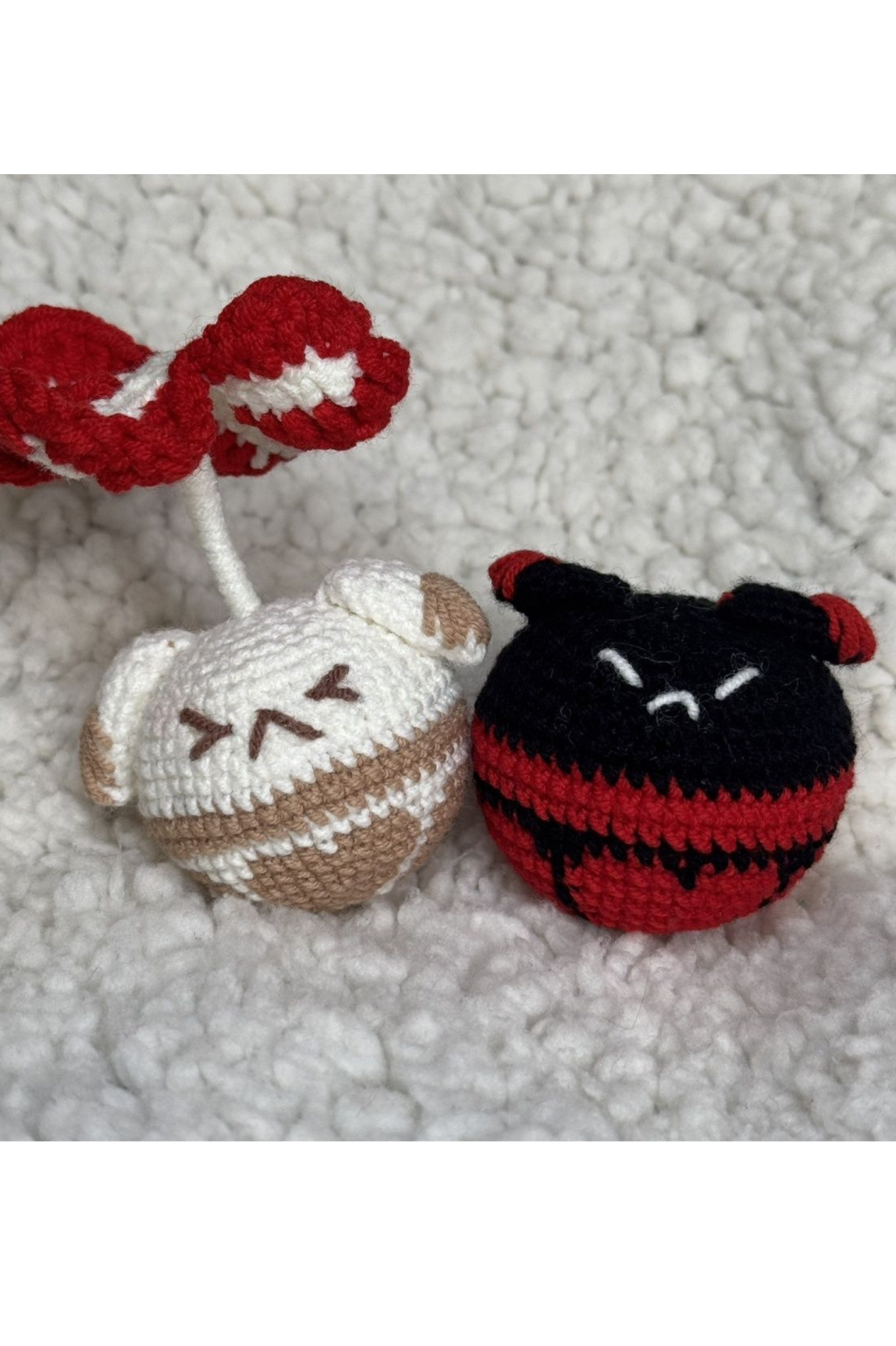[Finished Product] Custom Bouncy Bomb Doll the Genshin Game Fan Art - Handmade Crochet Keychain Charm