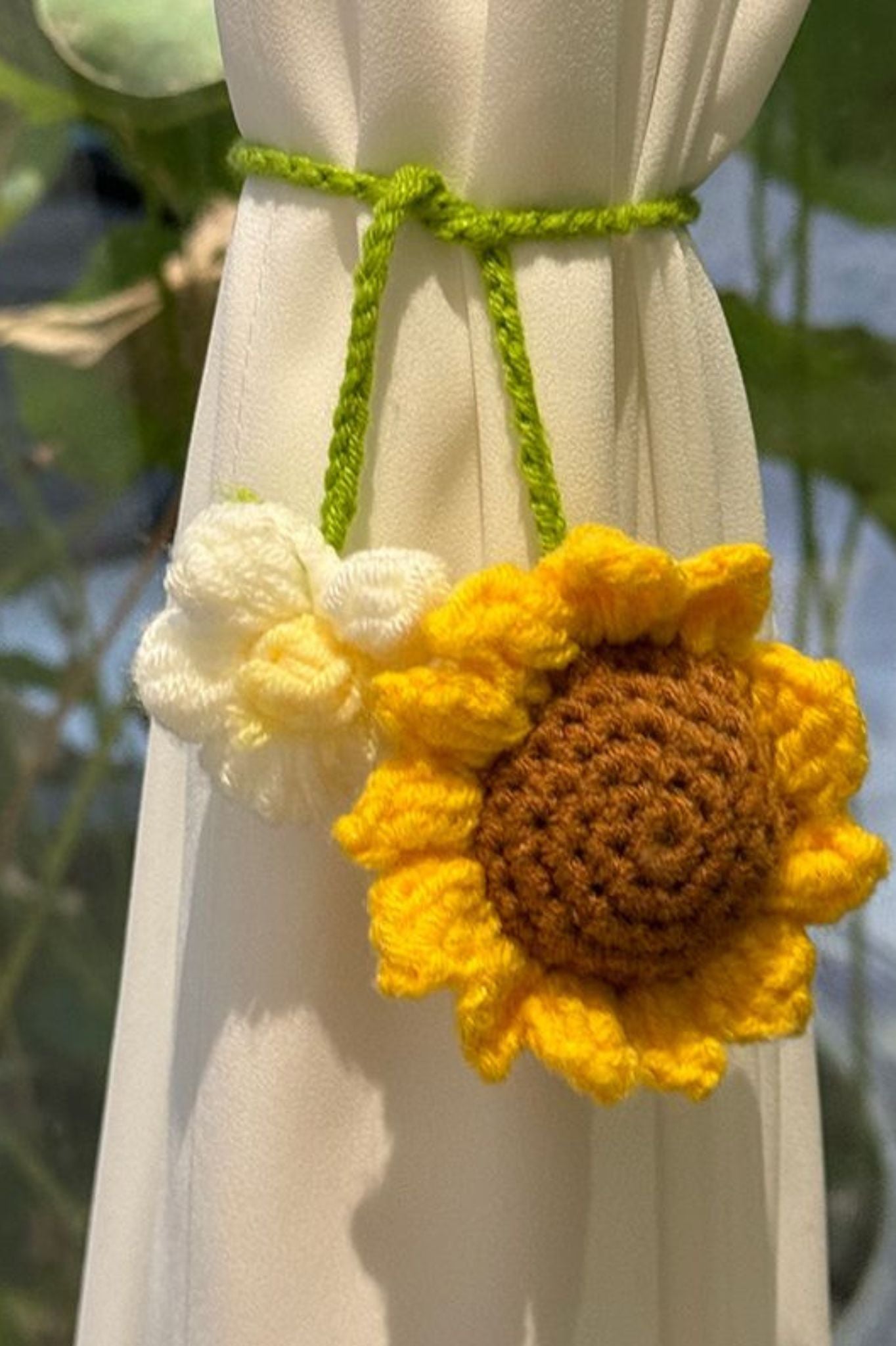 Handmade  Finished Floral Pattern Crochet Curtain Ties