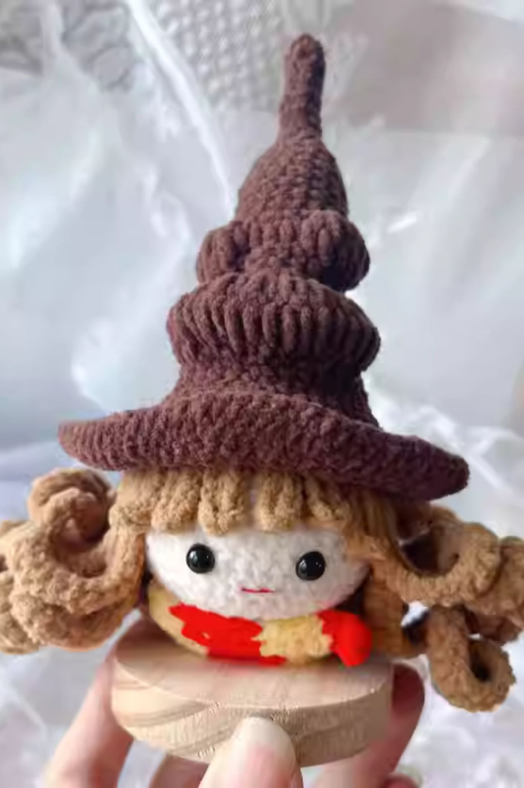 [Finished Product] Custom Harry Potter Hermione Granger Fan Art - Handmade Crochet Keychain Charm