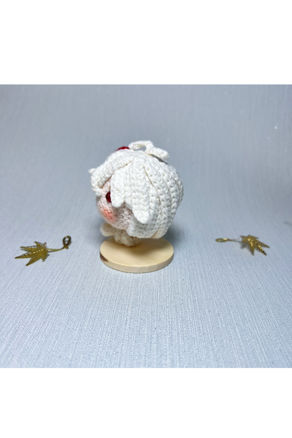 [Finished Product] Custom Genshin Impact Kaedehara Kazuha Fan Art - Handmade Crochet Keychain Charm