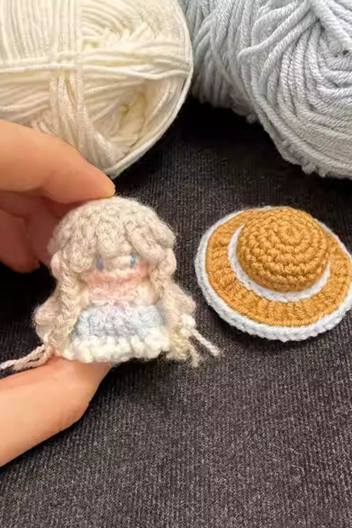 Custom Infinity Nikki Game Fan Art Gifts Collection- Handmade Crochet Keychain Charm (Light Blonde Straw Hat Style)