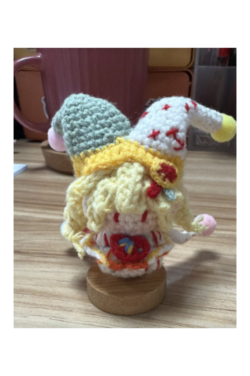 Finished Product Custom Infinity Nikki Game Fan Art - Handmade Crochet Keychain Charm（Carnival Night Clown Style）