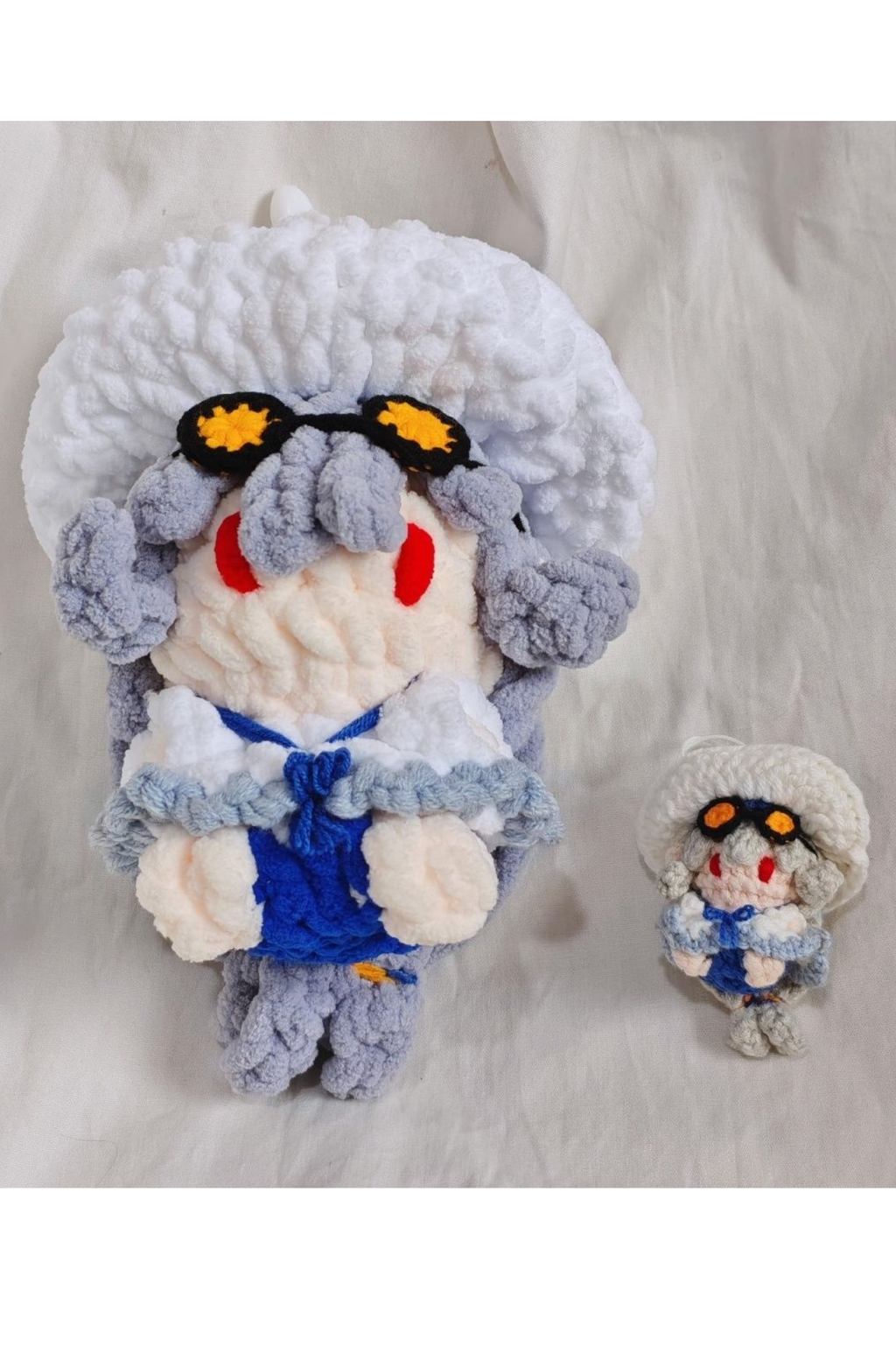 Finished Product Arknights Game Skadi Hand-Crocheted Finished Yarn Doll Keychain