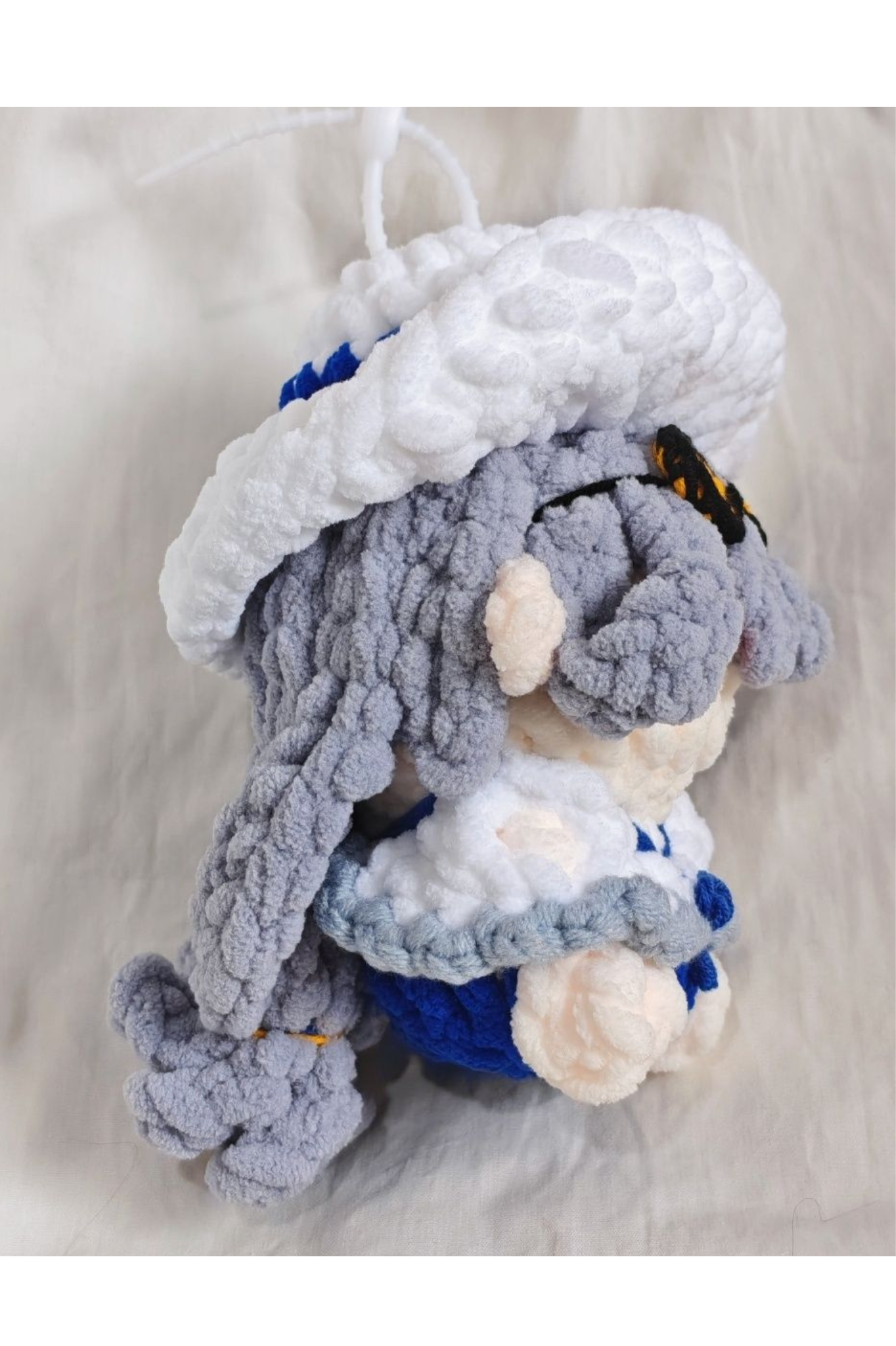 Finished Product Arknights Game Skadi Hand-Crocheted Finished Yarn Doll Keychain