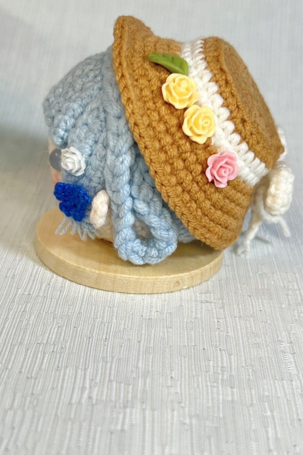 [Finished Product] Custom Kamisato Ayaka the Genshin Game Fan Art - Handmade Crochet Keychain Charm