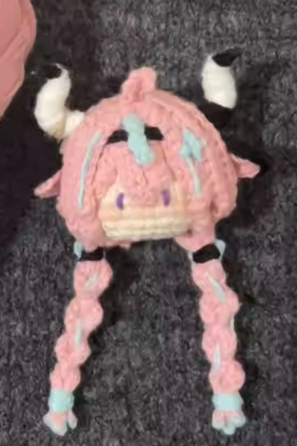 [Finished Product] Custom Genshin Impact Varissa Fan Art - Handmade Crochet Keychain Charm