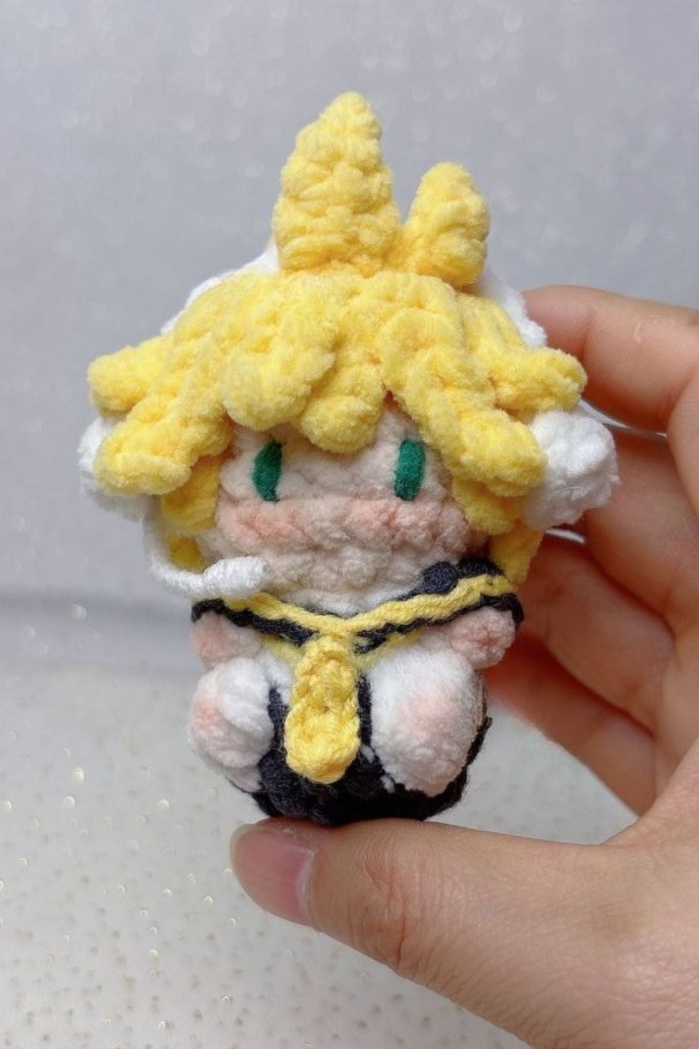 Handcrafted Vocaloid-Inspired Crochet Figures – Rin & Len Kagamine Dolls