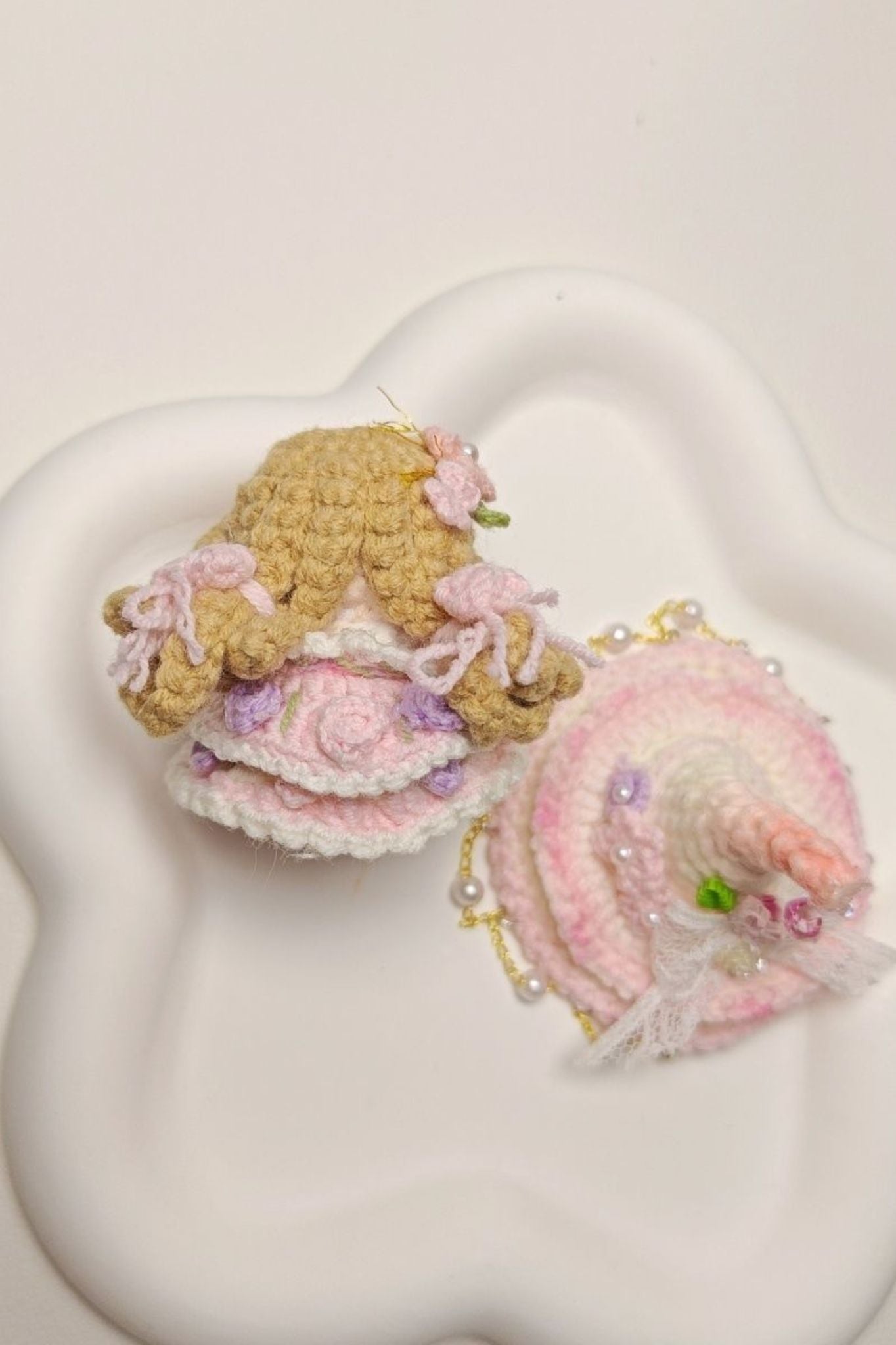 [Finished Product] Custom Infinity Nikki Witch Style Game Fan Art - Handmade Crochet Keychain Charm