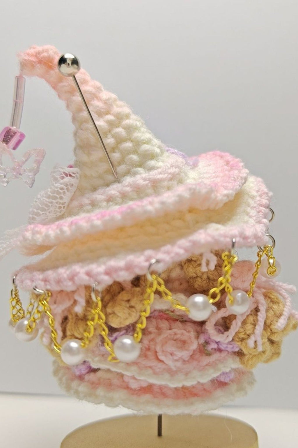 [Finished Product] Custom Infinity Nikki Witch Style Game Fan Art - Handmade Crochet Keychain Charm