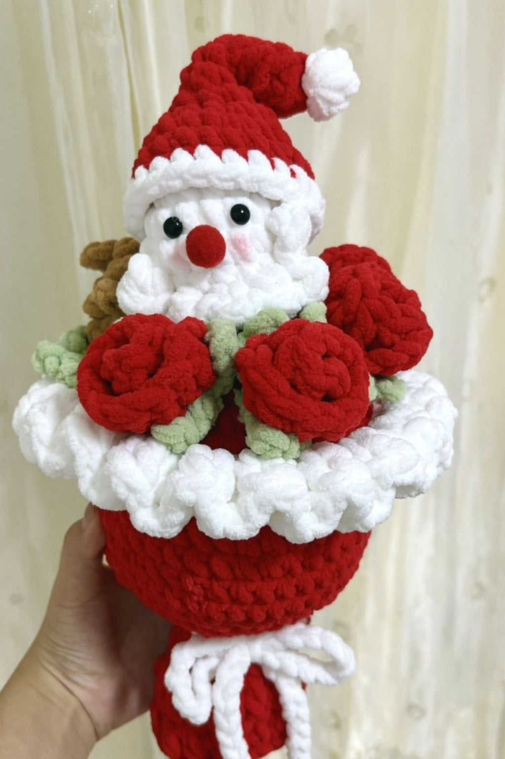 [Finished Product] Custom Christmas Santa Claus Inspired Crochet Bouquet - Handmade Holiday Decor & Charm Collection