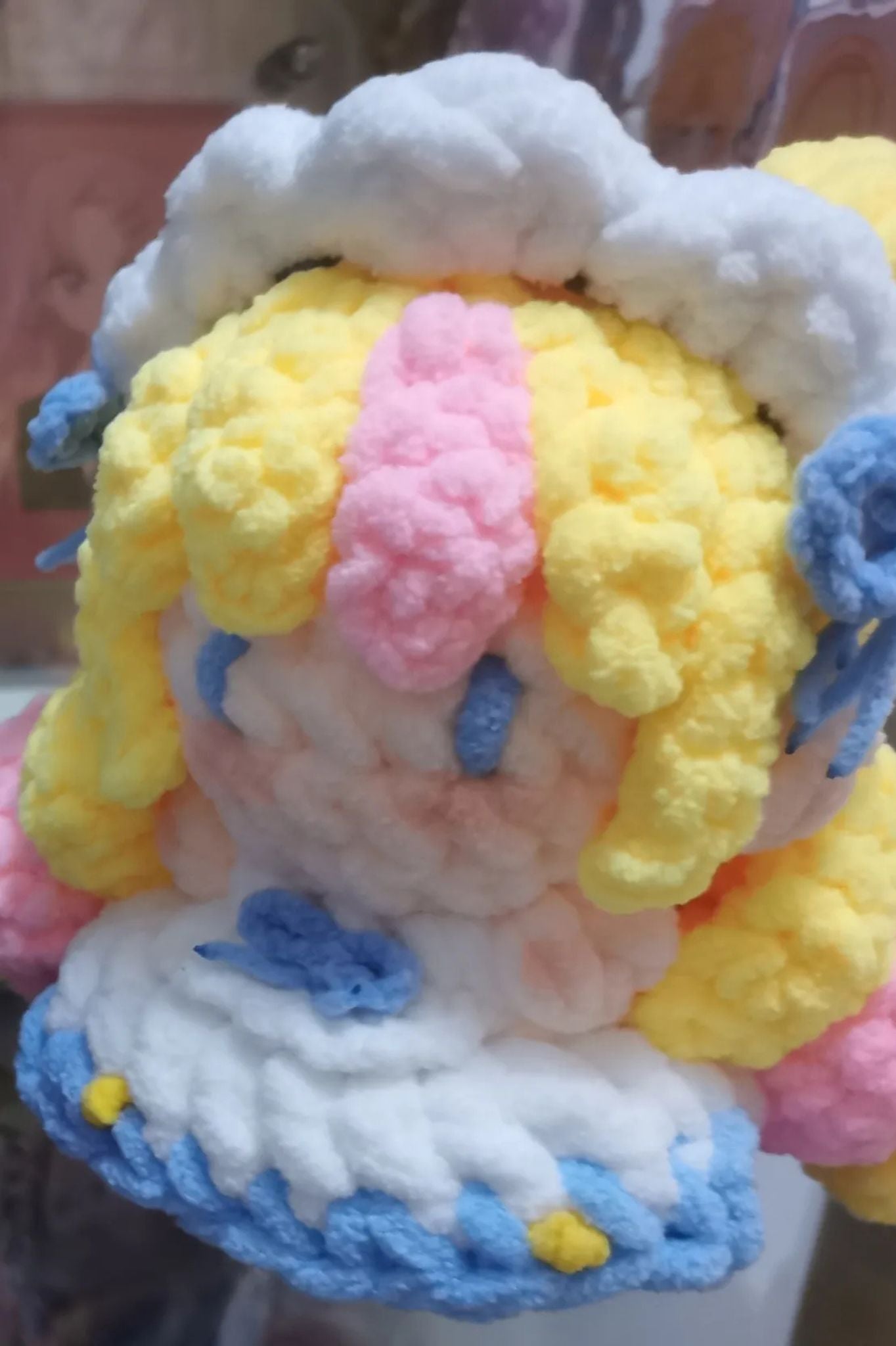 [Finished Product] Custom LOL Coffee Sweetheart Gwen Game Fan Art - Handmade Crochet Keychain Charm