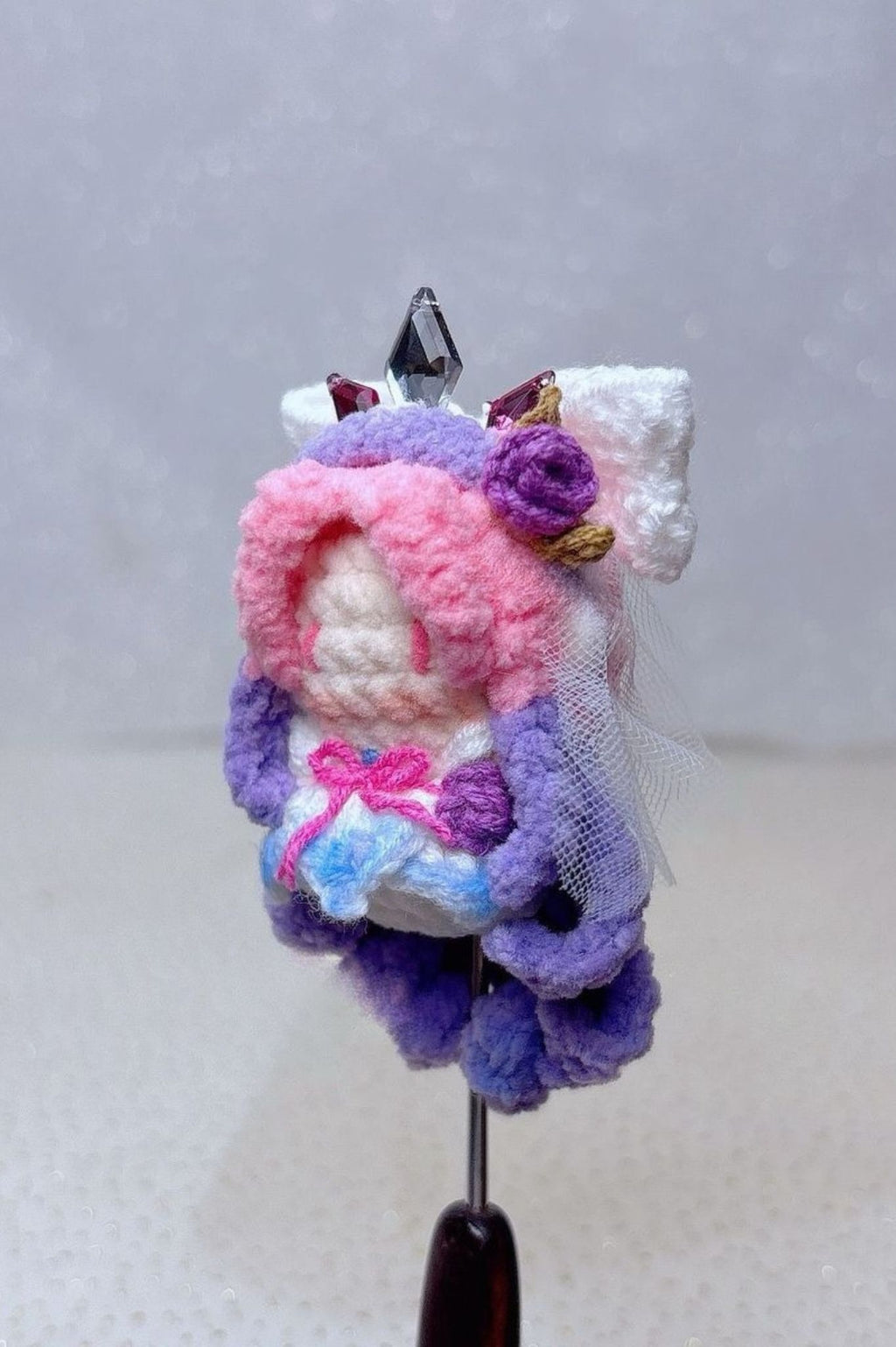 [Finished Product] Custom LOL Game Seraphine Fan Art - Handmade Crochet Keychain Charm
