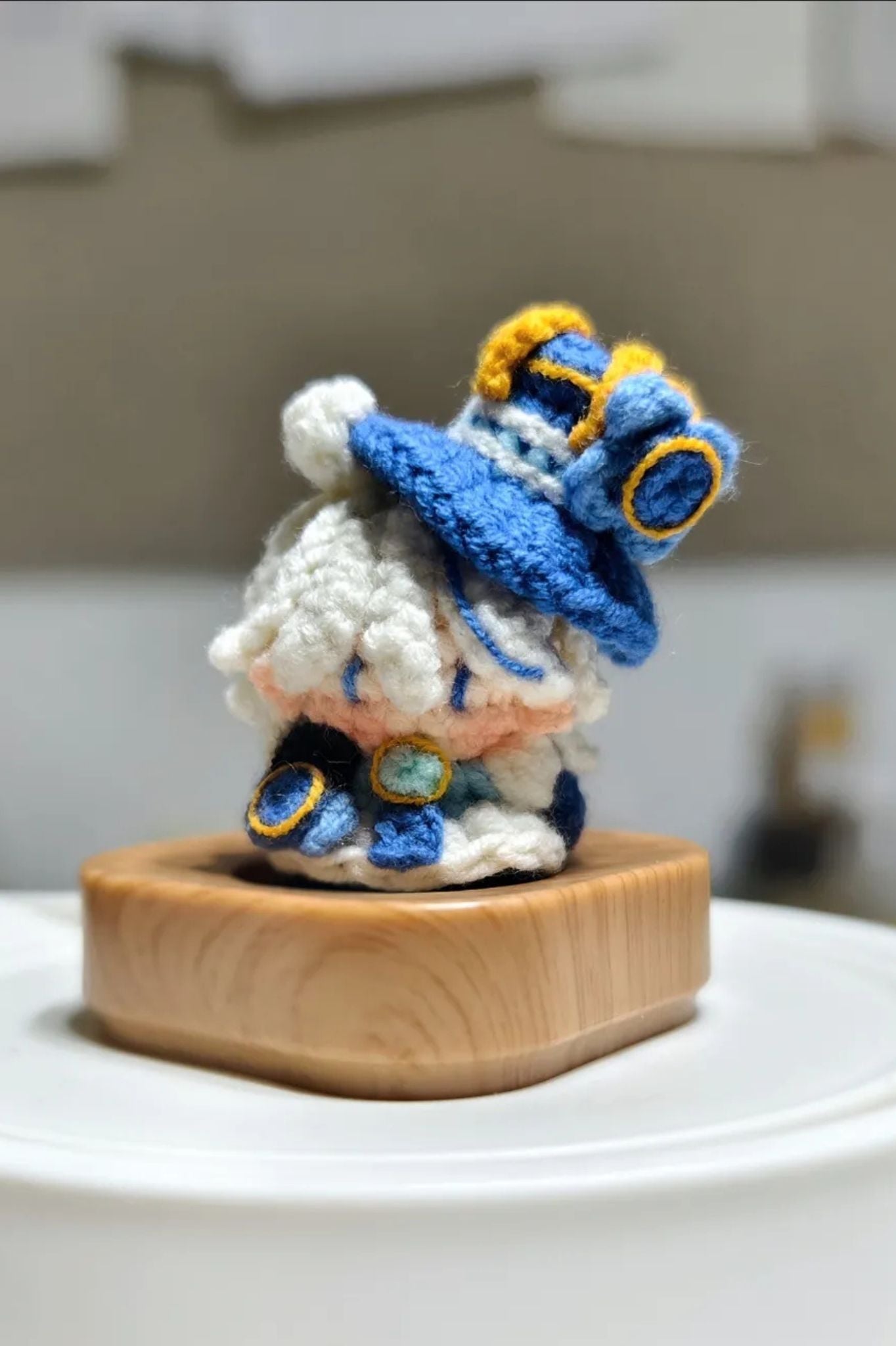 Handmade Furina crochet keychain charm — custom amigurumi game fan art by Toyversia